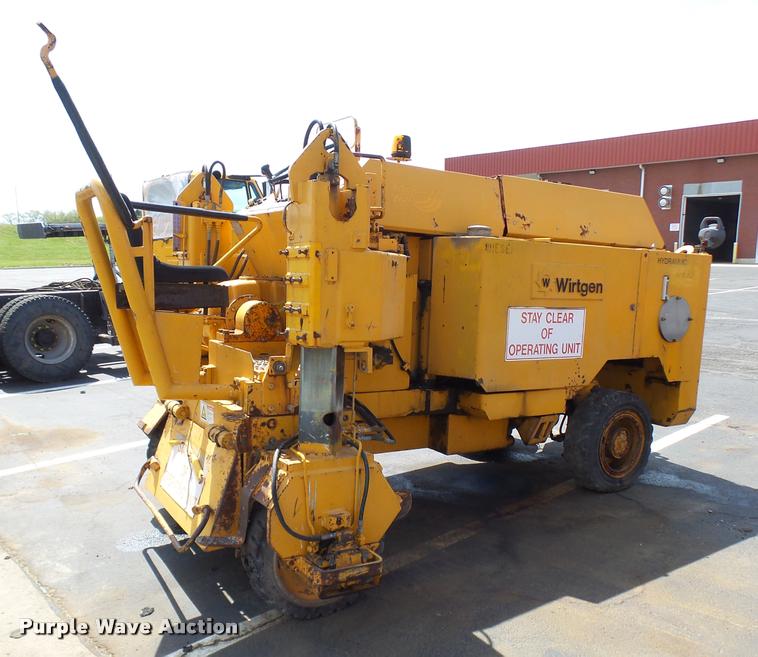 image for item CC9150 1988 Wirtgen SF1000CA milling machine