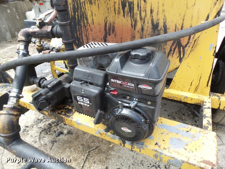 image for item CC9174 1999 Seal Master seal coat machine