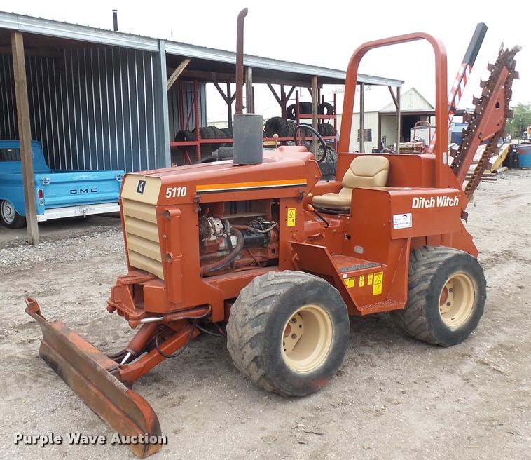 image for item DA0482 1992 Ditch Witch 5110 trencher