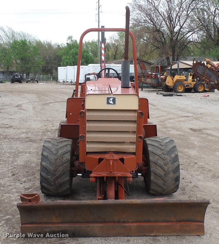 image for item DA0482 1992 Ditch Witch 5110 trencher