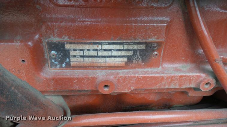 image for item DA0482 1992 Ditch Witch 5110 trencher