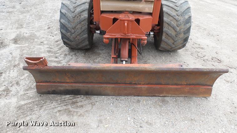 image for item DA0482 1992 Ditch Witch 5110 trencher