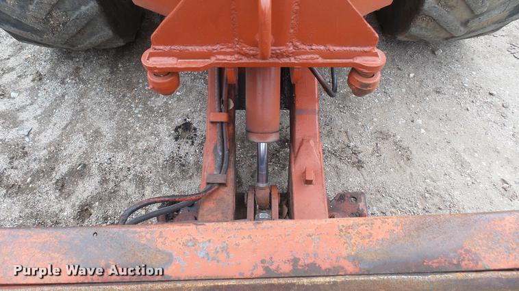 image for item DA0482 1992 Ditch Witch 5110 trencher
