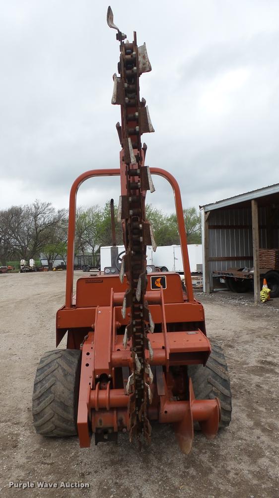 image for item DA0482 1992 Ditch Witch 5110 trencher