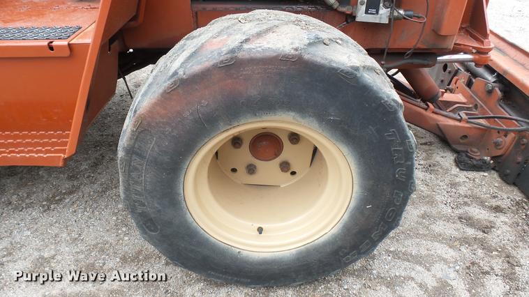 image for item DA0482 1992 Ditch Witch 5110 trencher