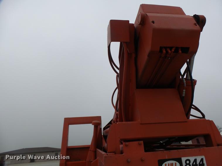 image for item DA3429 1984 Lull 844 telehandler
