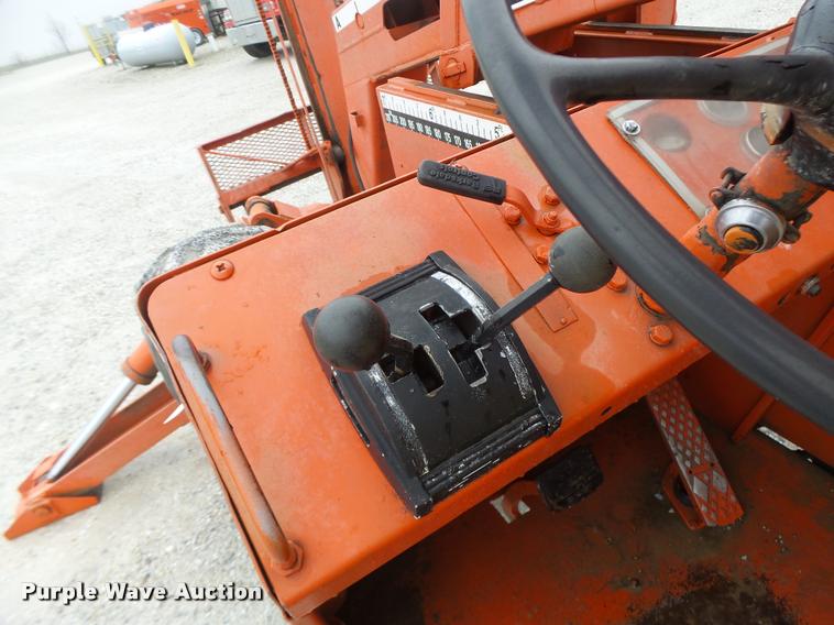 image for item DA3429 1984 Lull 844 telehandler