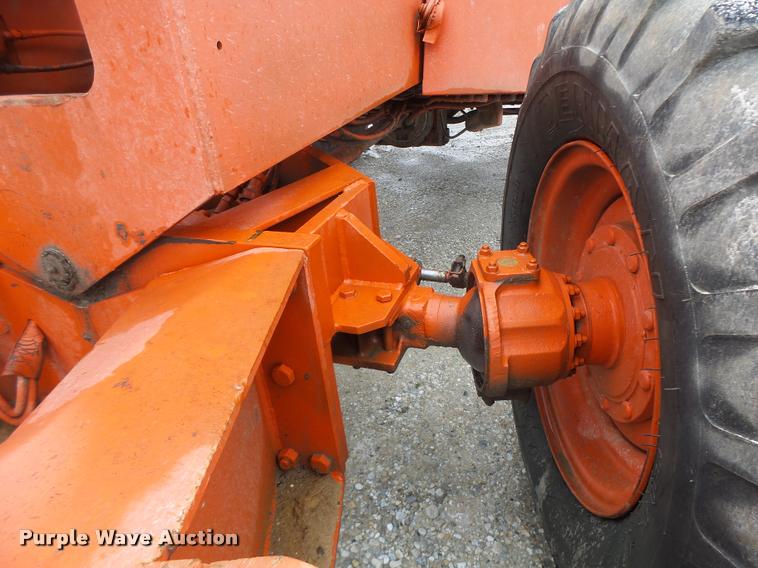 image for item DA3429 1984 Lull 844 telehandler