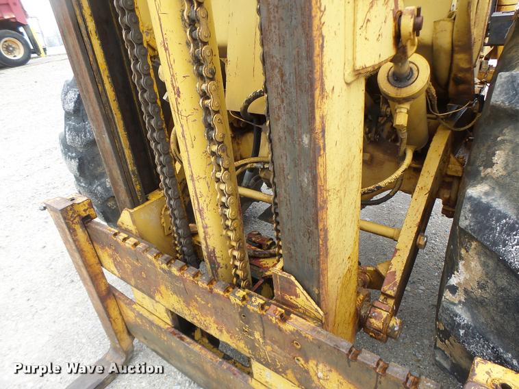 image for item DA3430 John Deere 480-B forklift