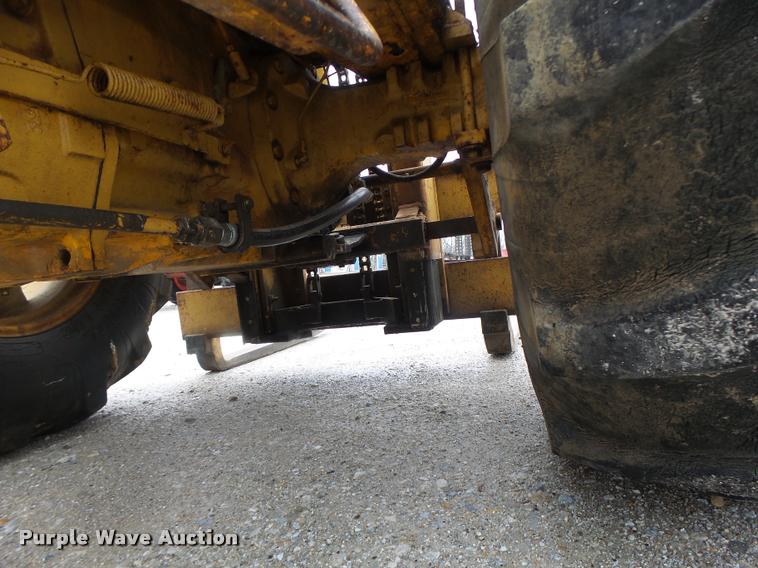 image for item DA3430 John Deere 480-B forklift