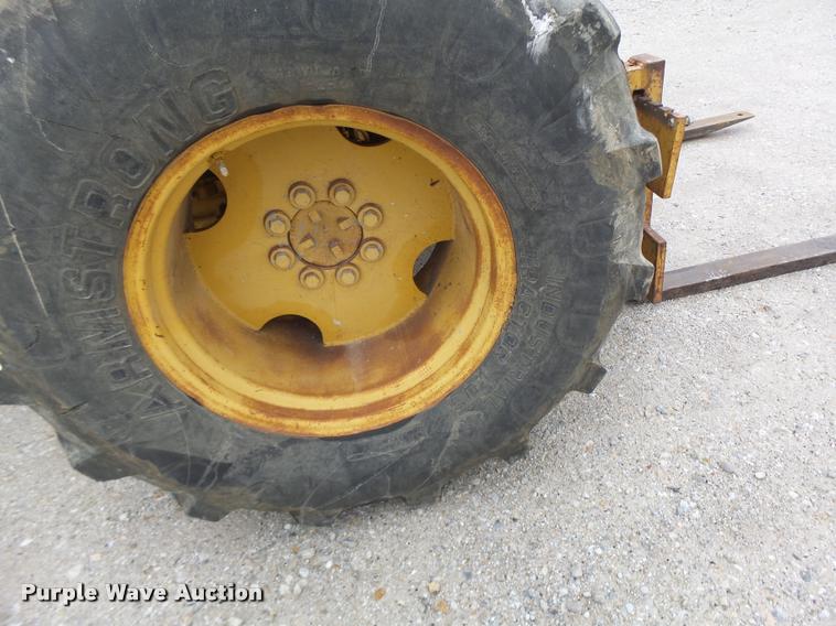 image for item DA3430 John Deere 480-B forklift