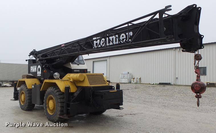 image for item DA3432 1980 P & H Omega 18 crane