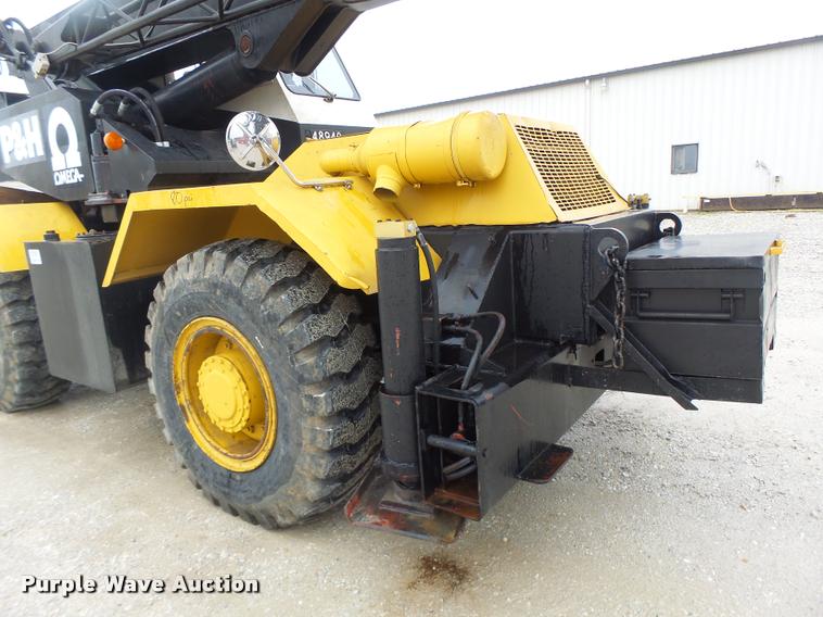 image for item DA3432 1980 P & H Omega 18 crane