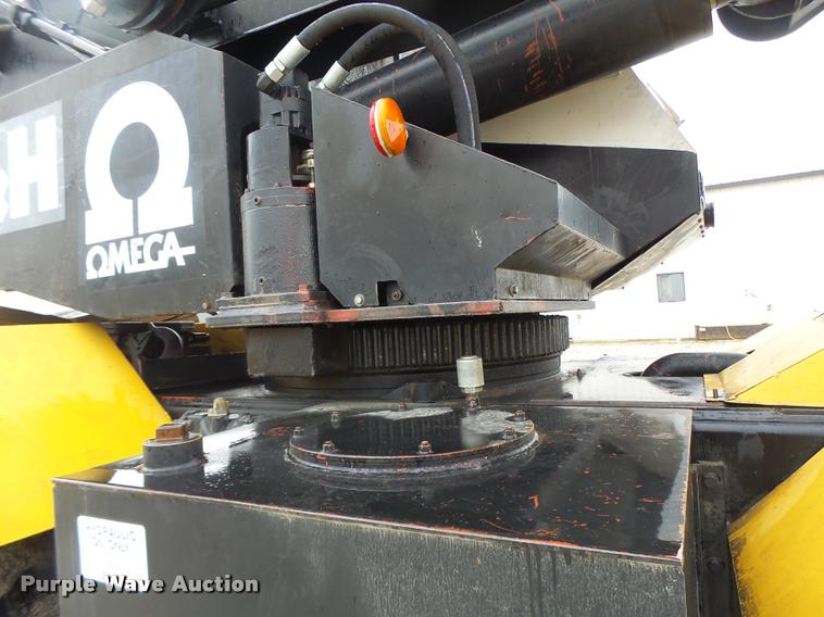 image for item DA3432 1980 P & H Omega 18 crane
