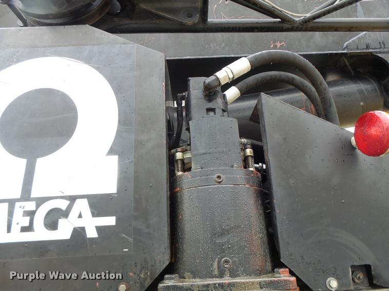 image for item DA3432 1980 P & H Omega 18 crane