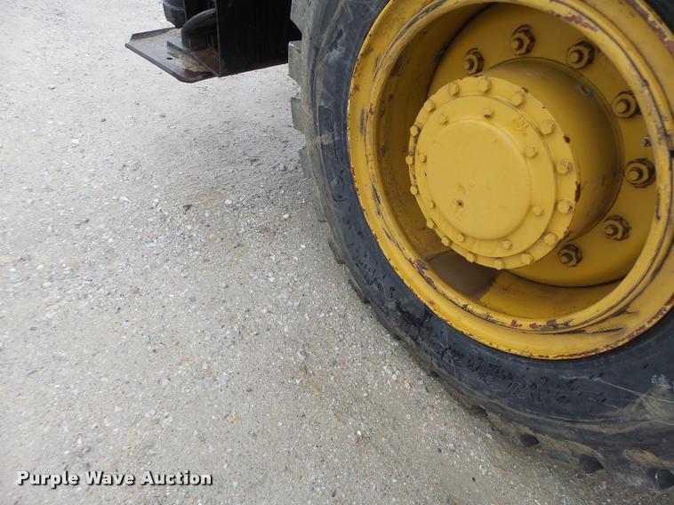 image for item DA3432 1980 P & H Omega 18 crane