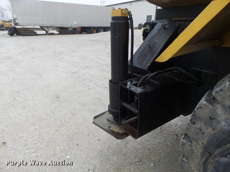 image for item DA3432 1980 P & H Omega 18 crane