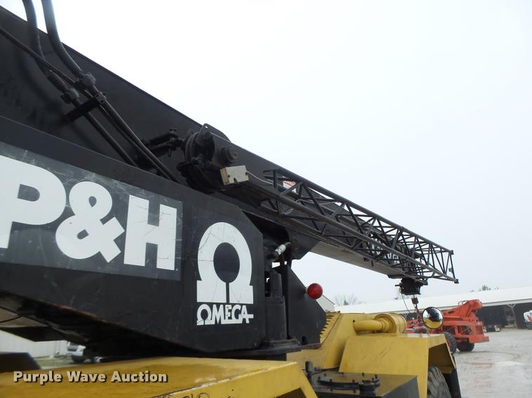 image for item DA3432 1980 P & H Omega 18 crane