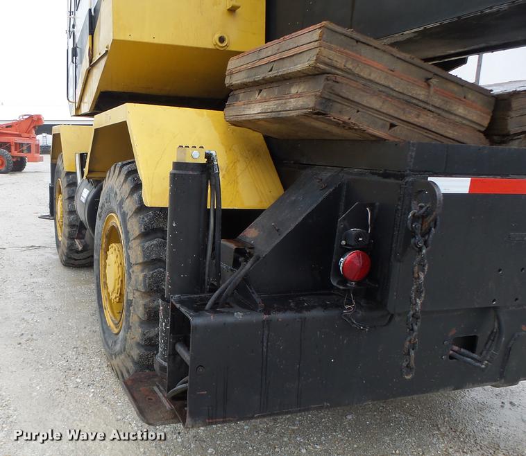 image for item DA3432 1980 P & H Omega 18 crane