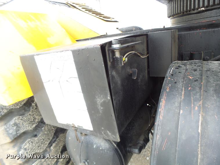 image for item DA3432 1980 P & H Omega 18 crane