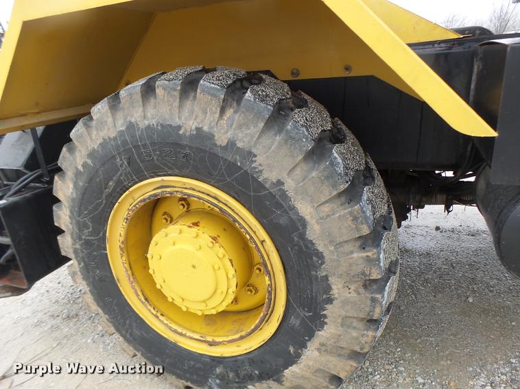 image for item DA3432 1980 P & H Omega 18 crane