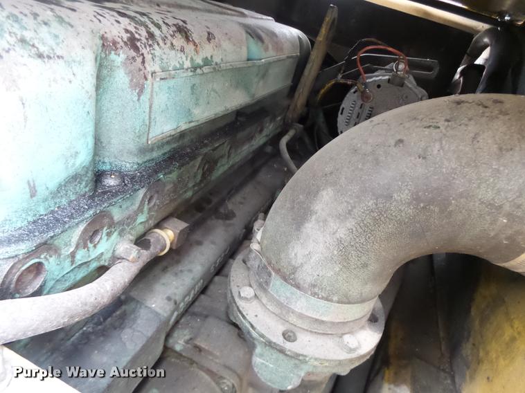 image for item DA3432 1980 P & H Omega 18 crane