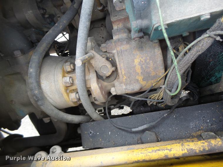 image for item DA3432 1980 P & H Omega 18 crane