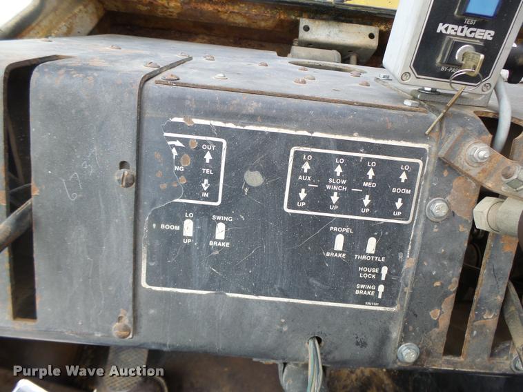 image for item DA3432 1980 P & H Omega 18 crane