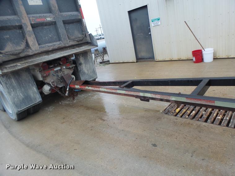 image for item DA3433 1998 Wheeler end dump trailer