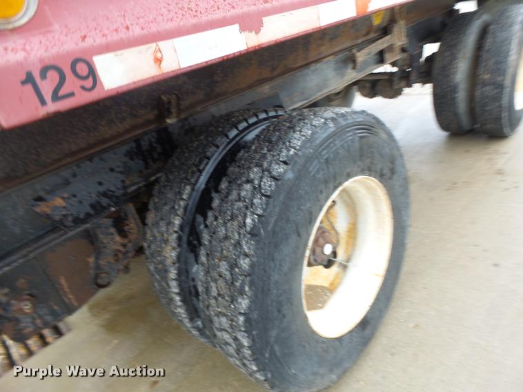 image for item DA3433 1998 Wheeler end dump trailer
