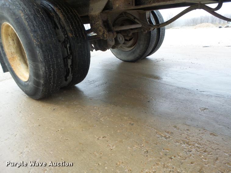 image for item DA3433 1998 Wheeler end dump trailer