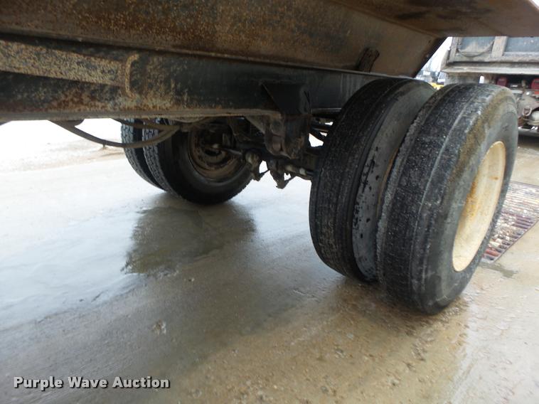 image for item DA3433 1998 Wheeler end dump trailer