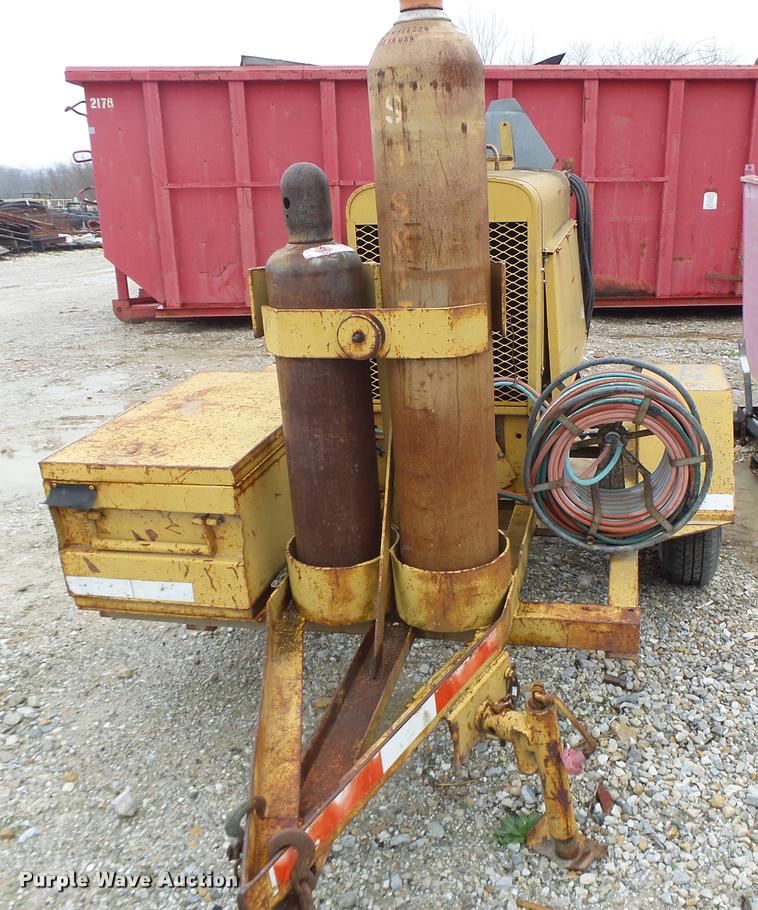 image for item DA3435 Lincoln SA200 welder