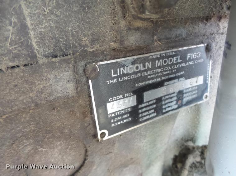 image for item DA3435 Lincoln SA200 welder