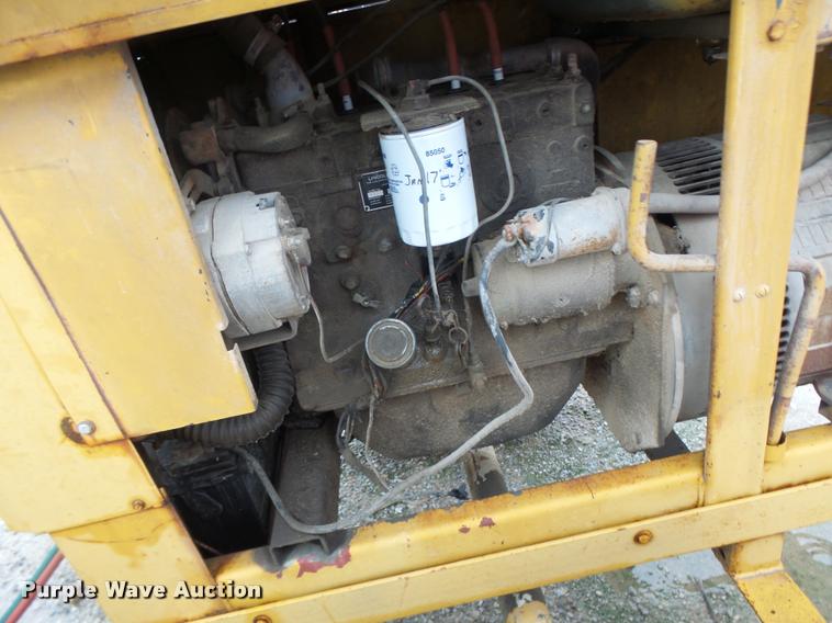 image for item DA3435 Lincoln SA200 welder