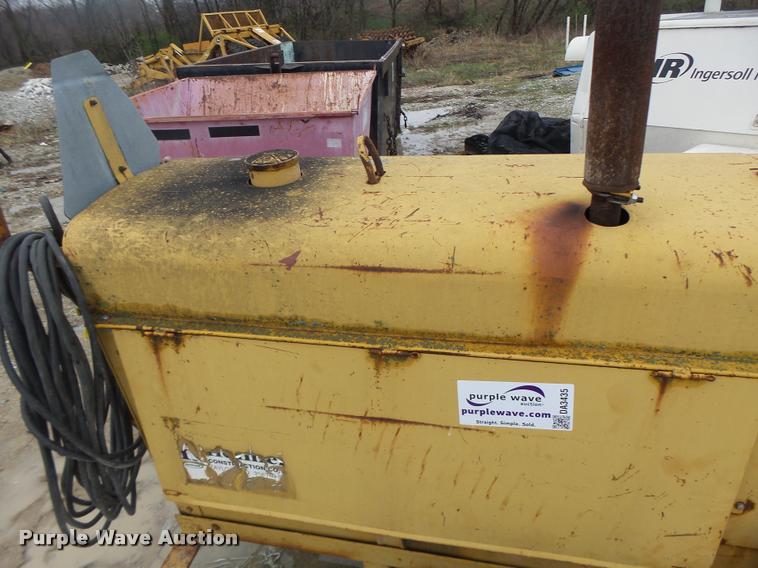 image for item DA3435 Lincoln SA200 welder