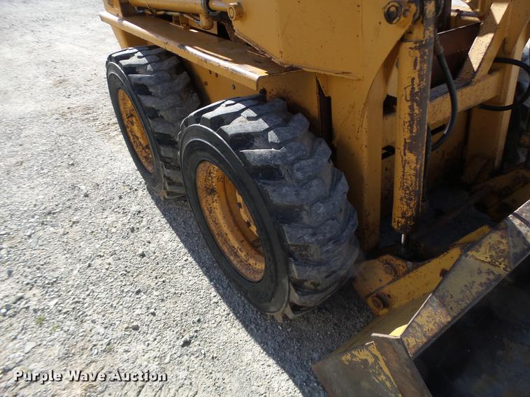 image for item DA3448 Case 1835B skid steer