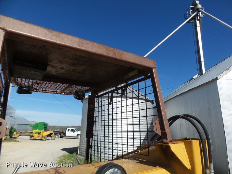 image for item DA3448 Case 1835B skid steer