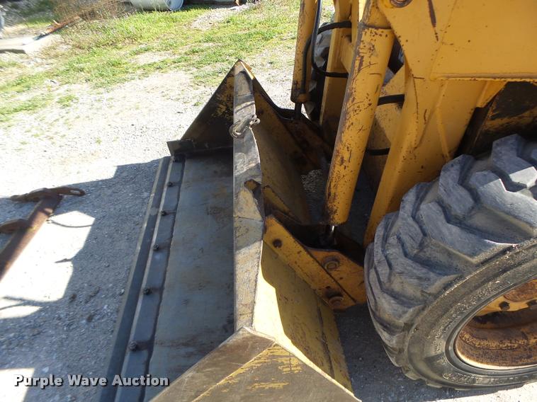 image for item DA3448 Case 1835B skid steer