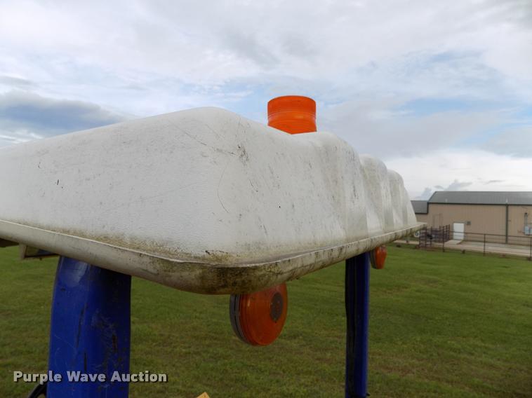 image for item DA6076 2010 Superior Broom DT80J broom