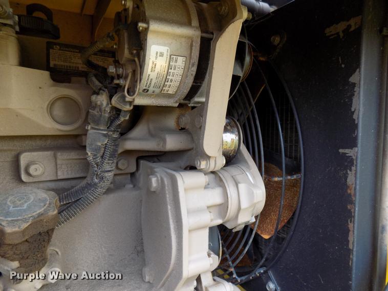 image for item DA6076 2010 Superior Broom DT80J broom