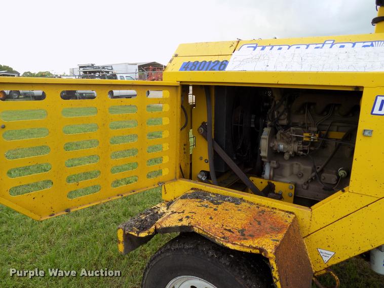 image for item DA6076 2010 Superior Broom DT80J broom