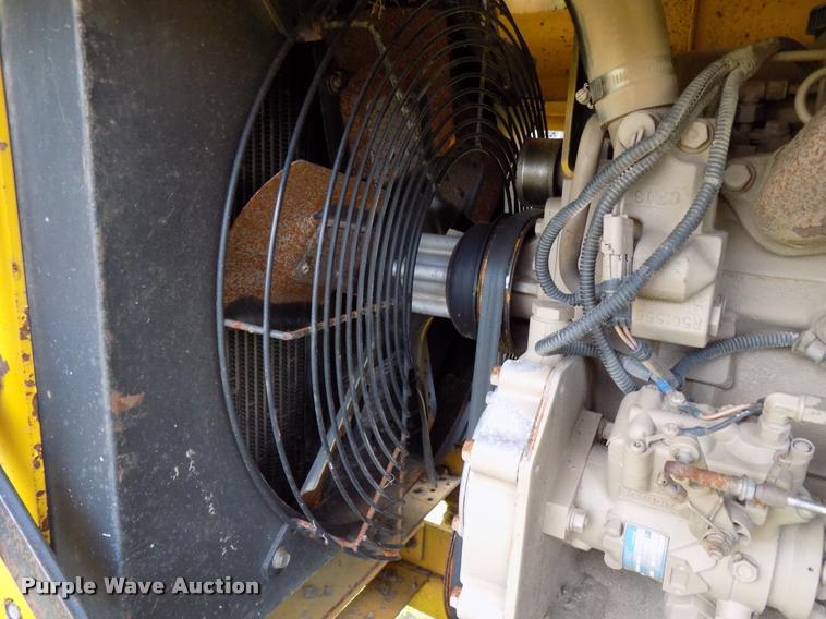 image for item DA6076 2010 Superior Broom DT80J broom