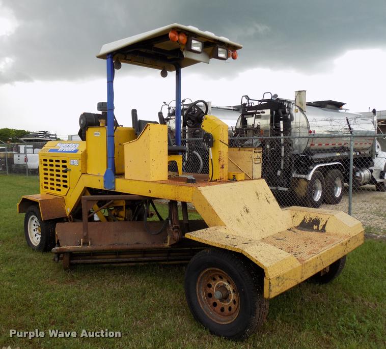 image for item DA6077 2010 Superior Broom DT80-J broom