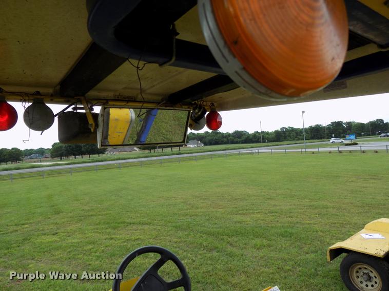 image for item DA6077 2010 Superior Broom DT80-J broom