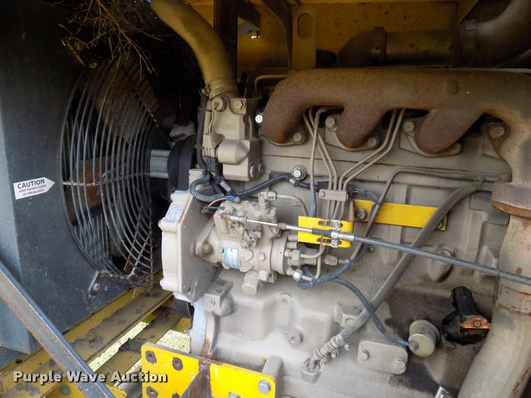 image for item DA6077 2010 Superior Broom DT80-J broom