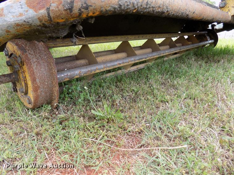 image for item DA6077 2010 Superior Broom DT80-J broom