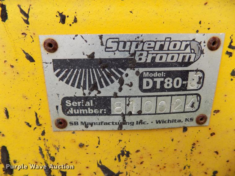 image for item DA6077 2010 Superior Broom DT80-J broom