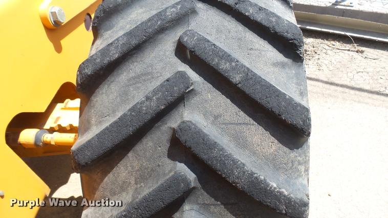 image for item DA7798 Case 960 Turbo trencher