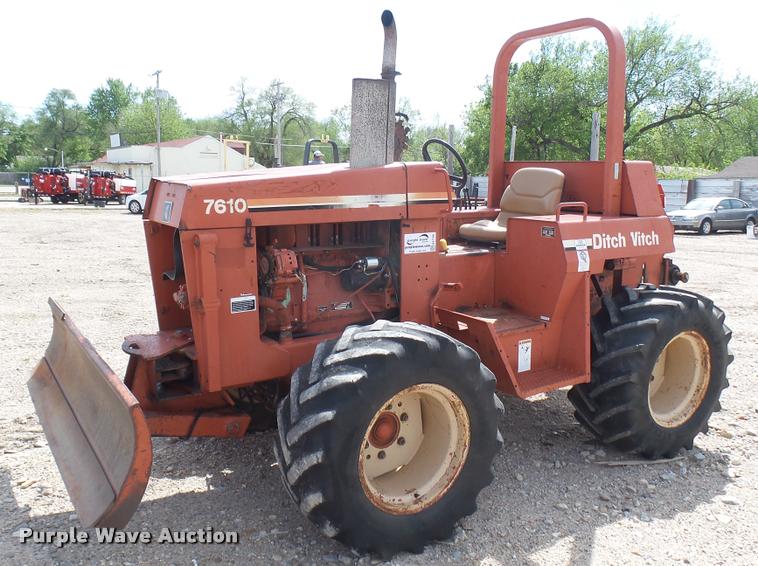 image for item DA7799 1996 Ditch Witch 7610 trencher